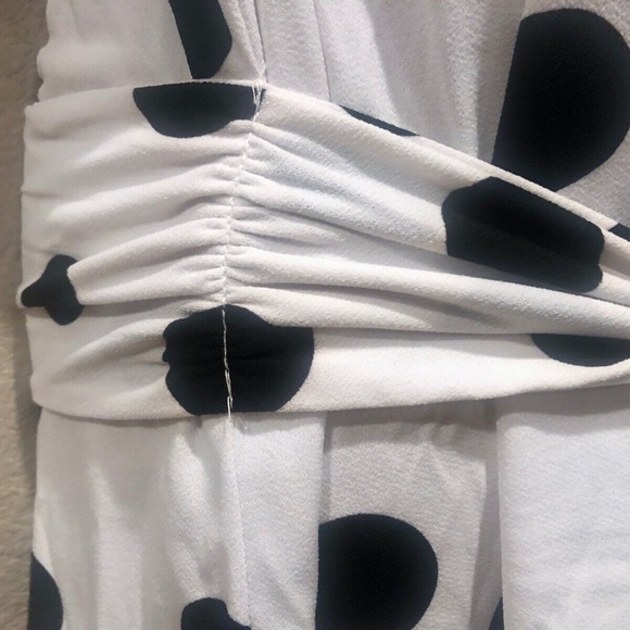 INC Women's White/Black Polka Dot Tie Front Sleeveless Dressy Tank Top Plus 0X - Picture 4 of 11